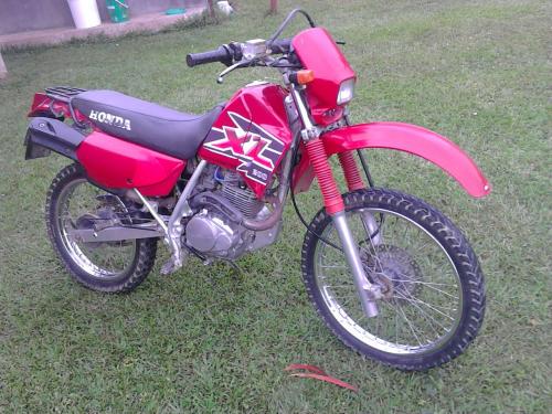 Vendo motocicleta HONDA XL 200 año 2002 con - Imagen 1