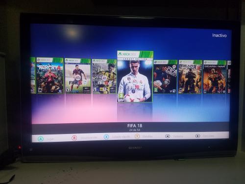 Xbox 360 hackeada con 60 juegos 2 controles  - Imagen 1