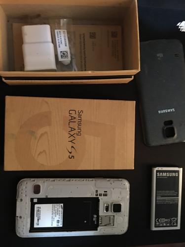 Samsung S5 Con todos sus accesorios  2000lps - Imagen 2