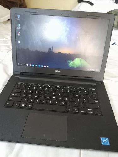 Vendo laptop Dell  netbook  super rpida  - Imagen 1