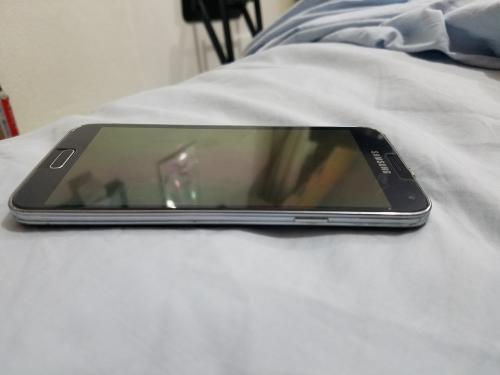 Vendo Samsung Galaxy S5 a L2400 Unlocked pa - Imagen 2