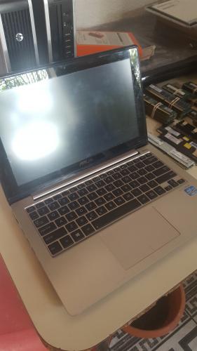 Laptop Asus Q200E Pantalla Tctil procesado - Imagen 1