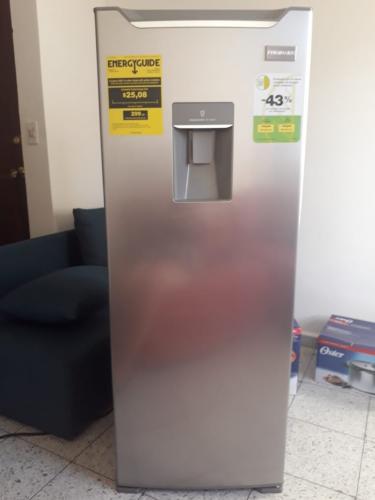 Venta de Refrigeradora en Tegucigalpa Marca F - Imagen 1