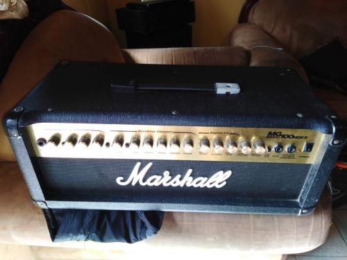 Amplificador para guitarra marca Marshall es - Imagen 1