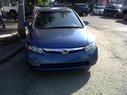 Honda civic 2008 resien ingresado con rines d - Imagen 2