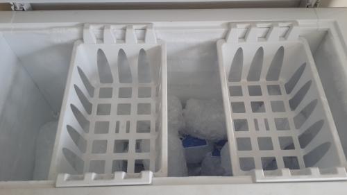 Ganga vendo o permuto freezer fridaire de 9 p - Imagen 3